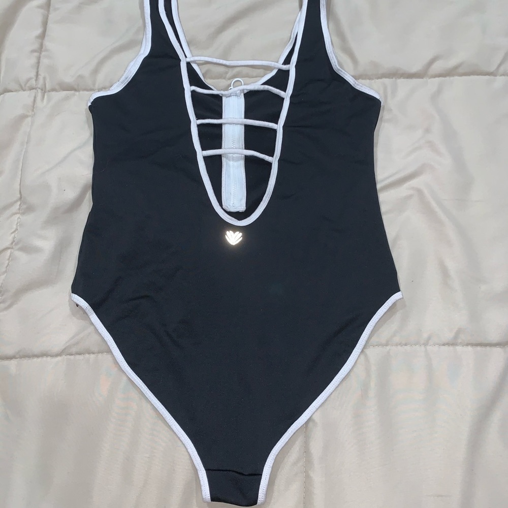 Workout leotard - Picture 2 of 2